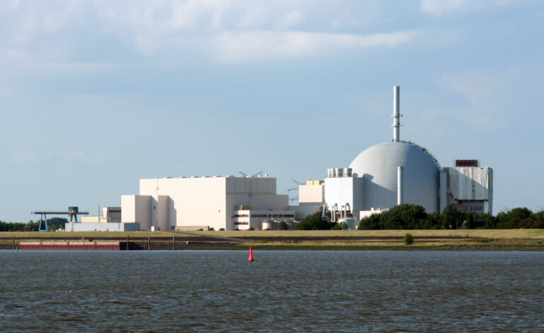 Nuclear-Power-Plant